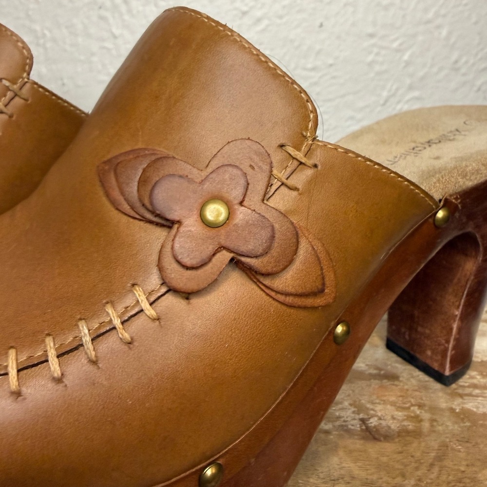 Vintage Xhilaration Women's 8.5 Clogs Brown‎ Leather Floral Chunky 90s Y2K - Picture 4 of 9